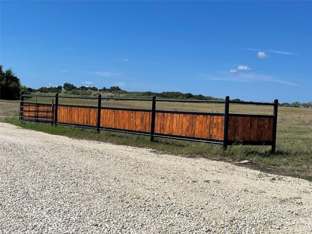 4565 County Road 140, Stephenville, TX 76401