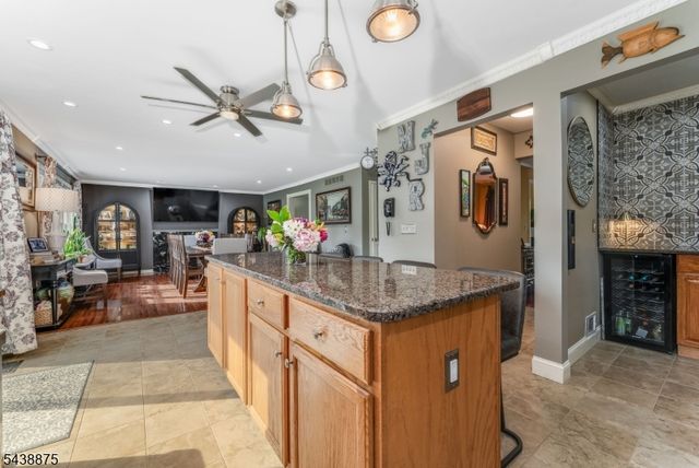 2 Saint Andrews Dr, Washington Twp., NJ 07882