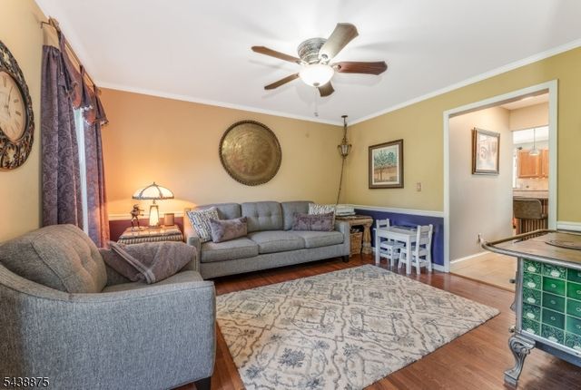 2 Saint Andrews Dr, Washington Twp., NJ 07882