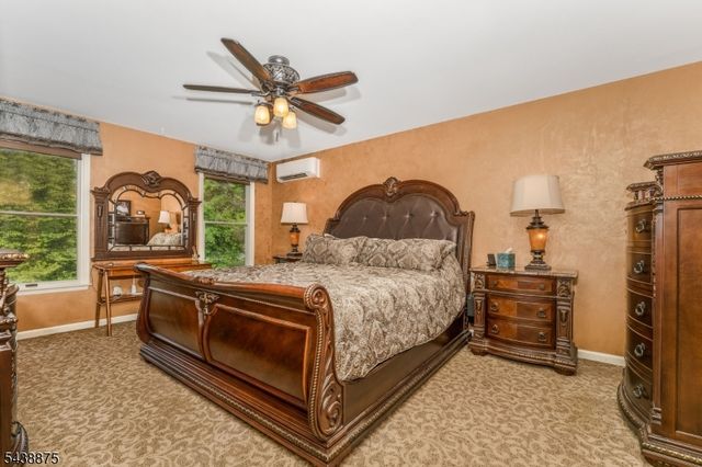 2 Saint Andrews Dr, Washington Twp., NJ 07882