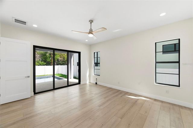 4543 26TH AVENUE S, St Petersburg, FL 33711