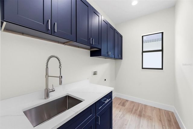 4543 26TH AVENUE S, St Petersburg, FL 33711