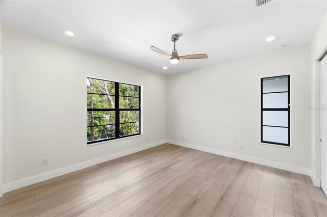 4543 26TH AVENUE S, St Petersburg, FL 33711