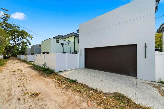 4543 26TH AVENUE S, St Petersburg, FL 33711