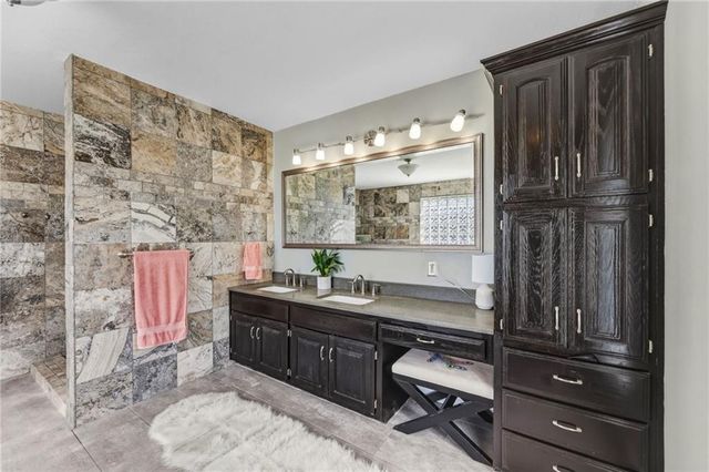 5239 Catalina Street, Roeland Park, KS 66205