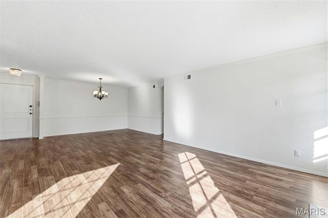 1511 Hampton Hall Drive 14, Chesterfield, MO 63017