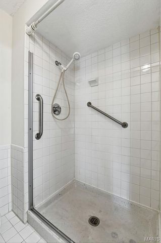 1511 Hampton Hall Drive 14, Chesterfield, MO 63017