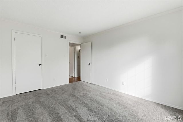 1511 Hampton Hall Drive 14, Chesterfield, MO 63017