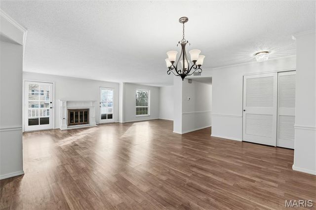 1511 Hampton Hall Drive 14, Chesterfield, MO 63017