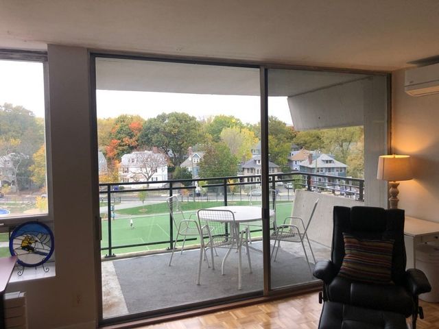 60 Babcock Street 36, Brookline, MA 02446