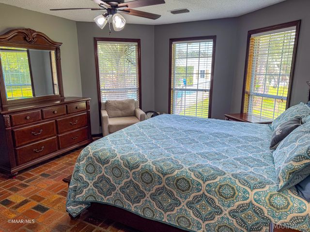 1775 Perry's Chapel Road, Gainestown, AL 36540