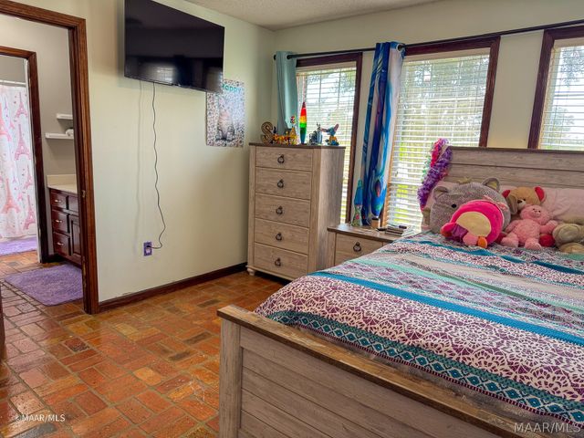 1775 Perry's Chapel Road, Gainestown, AL 36540