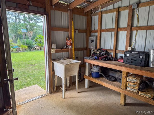 1775 Perry's Chapel Road, Gainestown, AL 36540