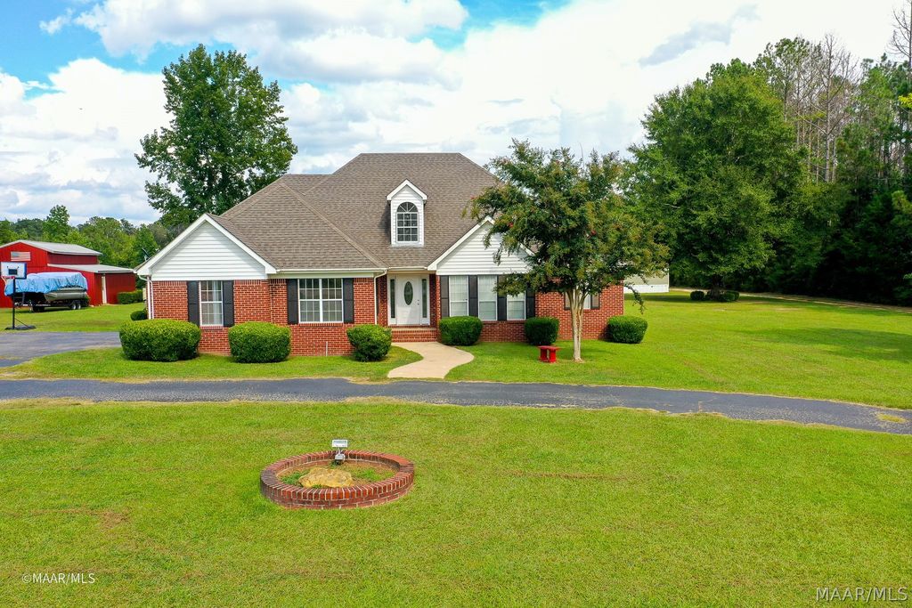 1775 Perry's Chapel Road, Gainestown, AL 36540