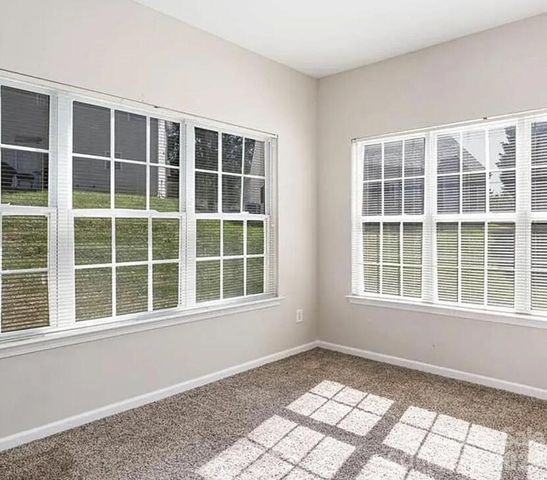 1212 Oakdale Commons Court, Charlotte, NC 28216