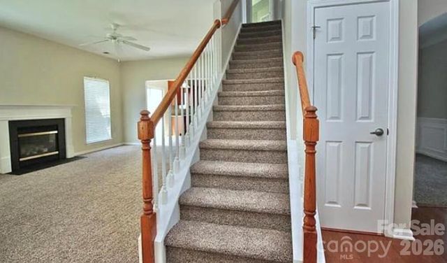 1212 Oakdale Commons Court, Charlotte, NC 28216
