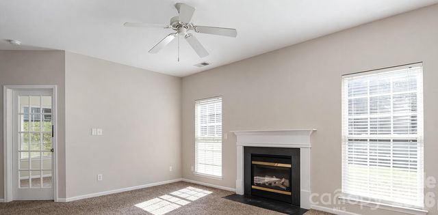 1212 Oakdale Commons Court, Charlotte, NC 28216
