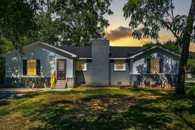 208 Bragg Cir, Tullahoma, TN 37388