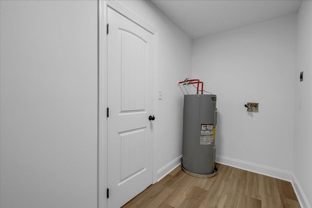 208 Bragg Cir, Tullahoma, TN 37388