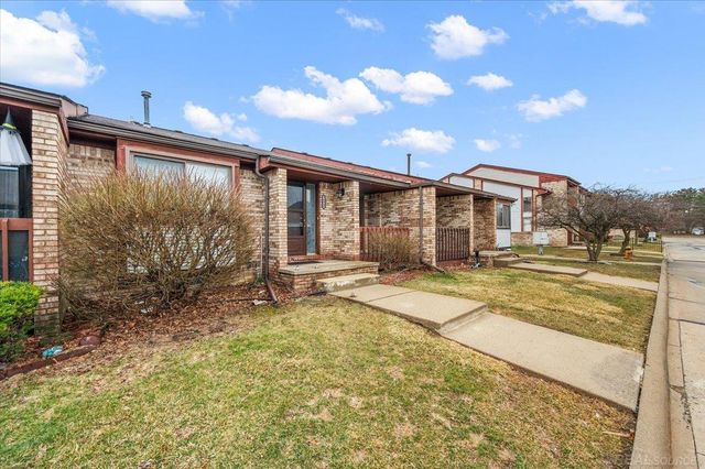 34868 Mercer Lane, Fraser, MI 48026