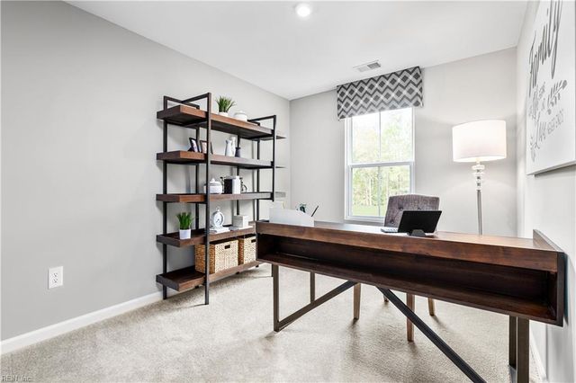 104 Summit PATH, Franklin, VA 23851