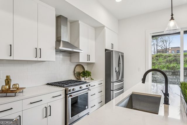 1261 Chelsea Circle NW, Atlanta, GA 30318