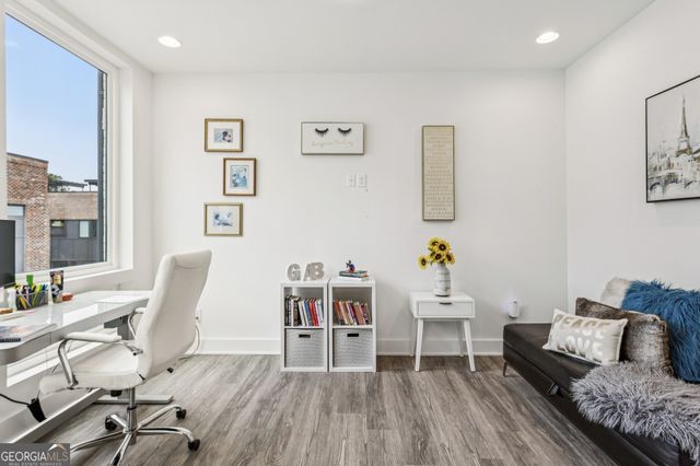 1261 Chelsea Circle NW, Atlanta, GA 30318