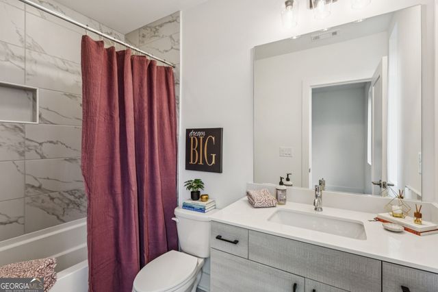 1261 Chelsea Circle NW, Atlanta, GA 30318