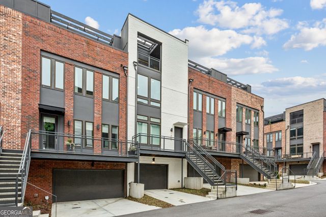 1261 Chelsea Circle NW, Atlanta, GA 30318