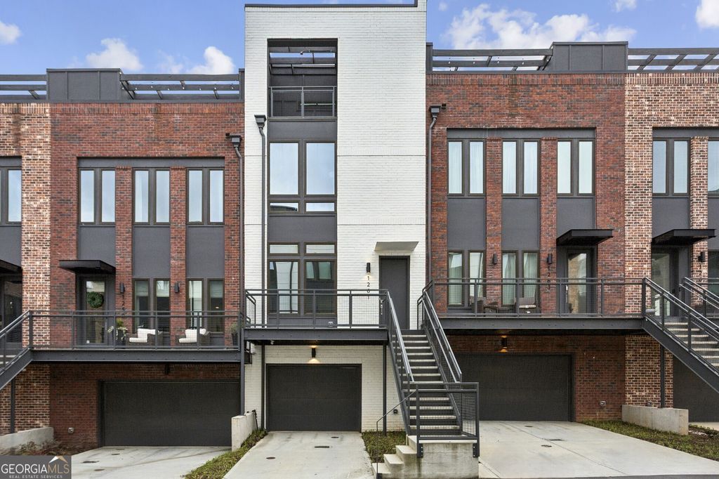 1261 Chelsea Circle NW, Atlanta, GA 30318