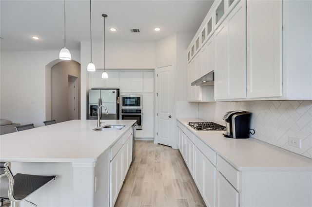 7705 Pace Ravine DR, Lago Vista, TX 78645