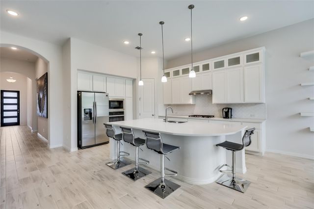 7705 Pace Ravine DR, Lago Vista, TX 78645