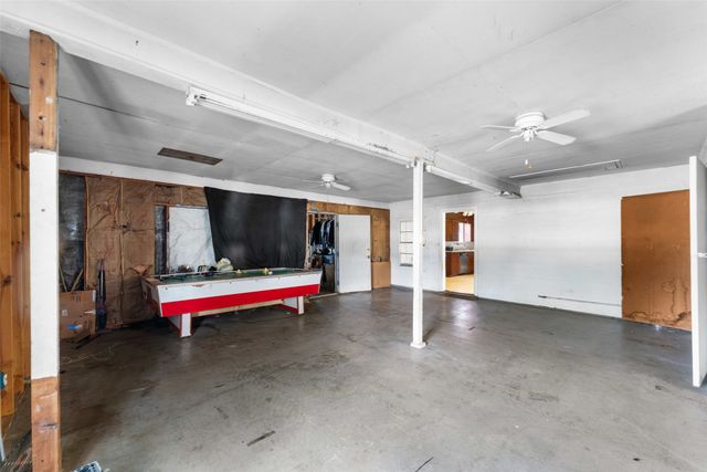 517 County Road 1700, Clifton, TX 76634
