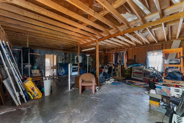 517 County Road 1700, Clifton, TX 76634