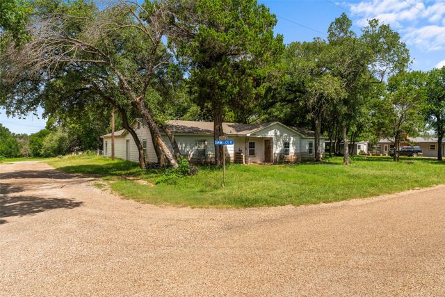 517 County Road 1700, Clifton, TX 76634
