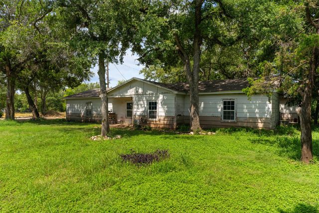 517 County Road 1700, Clifton, TX 76634