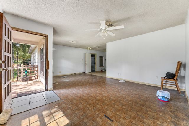 517 County Road 1700, Clifton, TX 76634
