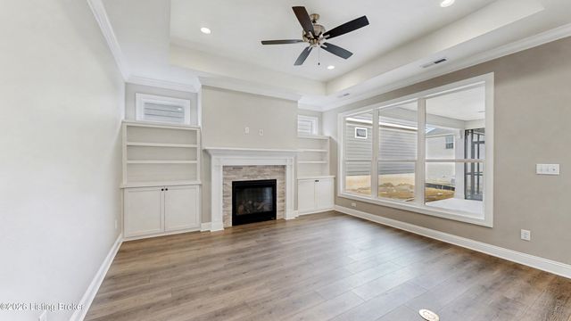 17024 Farrier Dr, Louisville, KY 40245