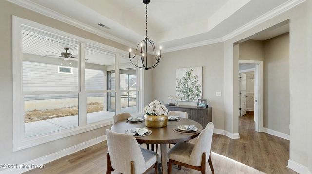 17024 Farrier Dr, Louisville, KY 40245