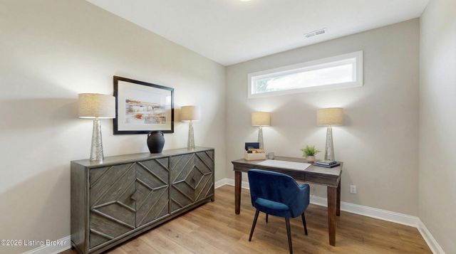 17024 Farrier Dr, Louisville, KY 40245