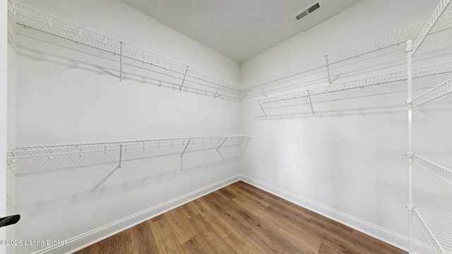 17024 Farrier Dr, Louisville, KY 40245