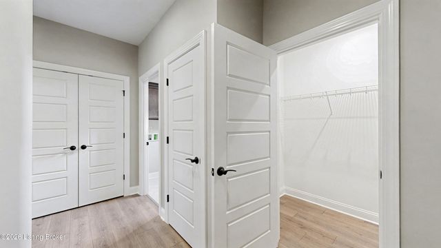 17024 Farrier Dr, Louisville, KY 40245