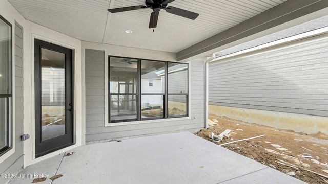 17024 Farrier Dr, Louisville, KY 40245