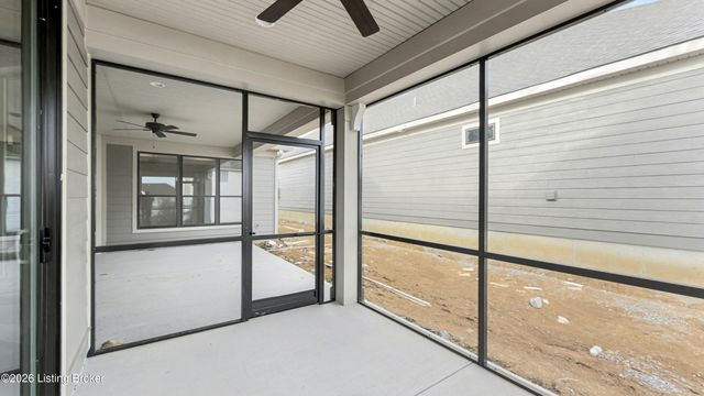 17024 Farrier Dr, Louisville, KY 40245