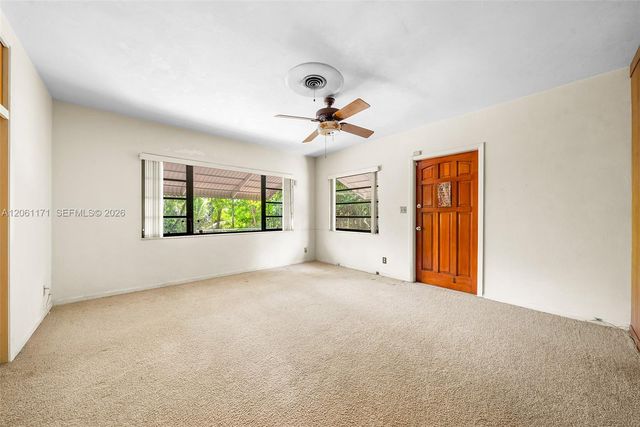 6801 SW 82nd Ave, Miami, FL 33143