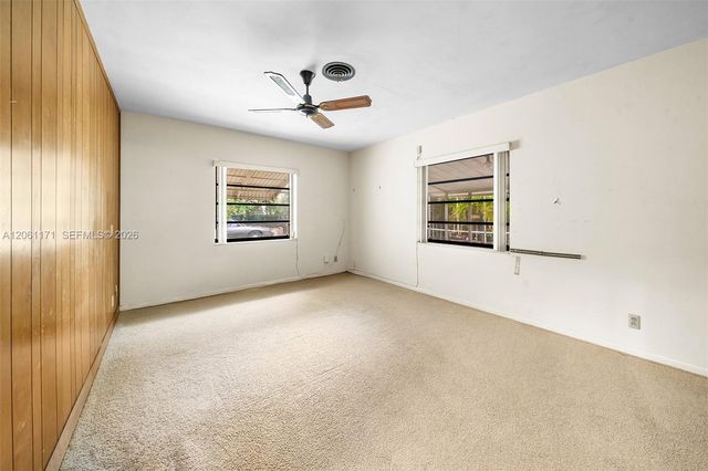 6801 SW 82nd Ave, Miami, FL 33143