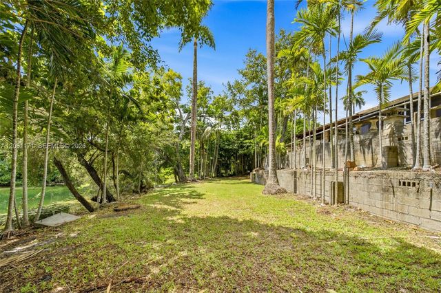 6801 SW 82nd Ave, Miami, FL 33143