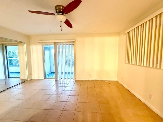 22 Andover A, West Palm Beach, FL 33417