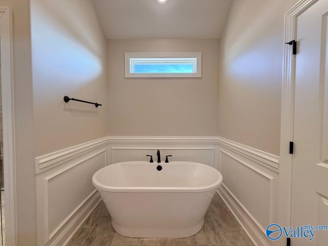 26481 Old Town Drive, Athens, AL 35613