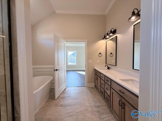 26481 Old Town Drive, Athens, AL 35613